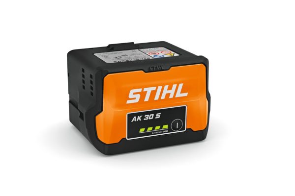 AK 30 STIHL BATTERY