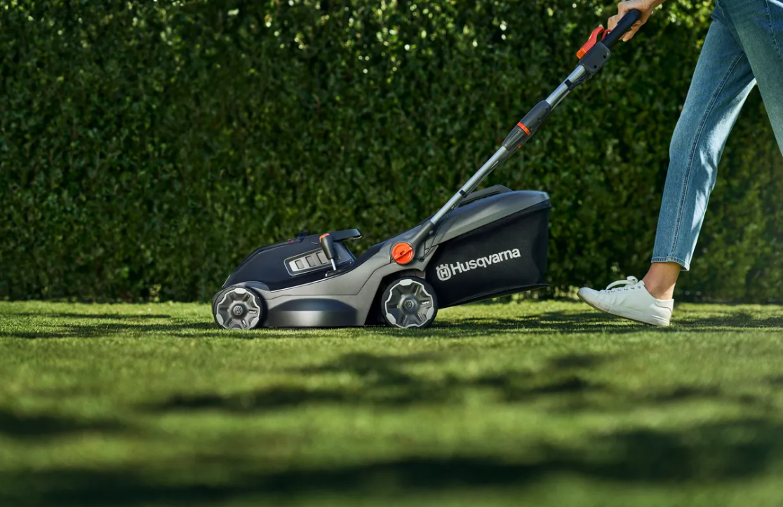 HUSQVARNA ASPIRE LAWNMOWER LG34 P4A - Image 2